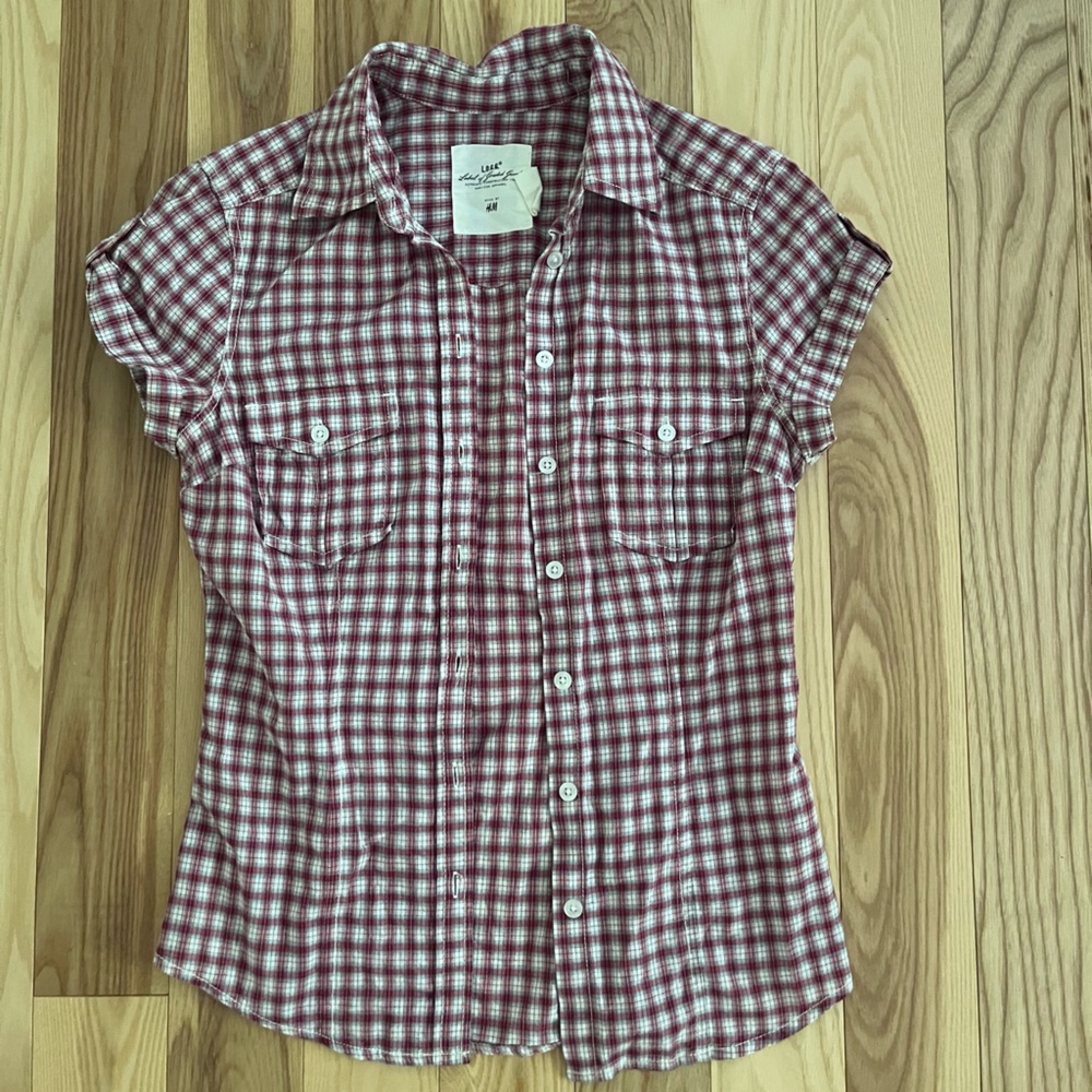 H&M Red Plaid Button Up Shirt